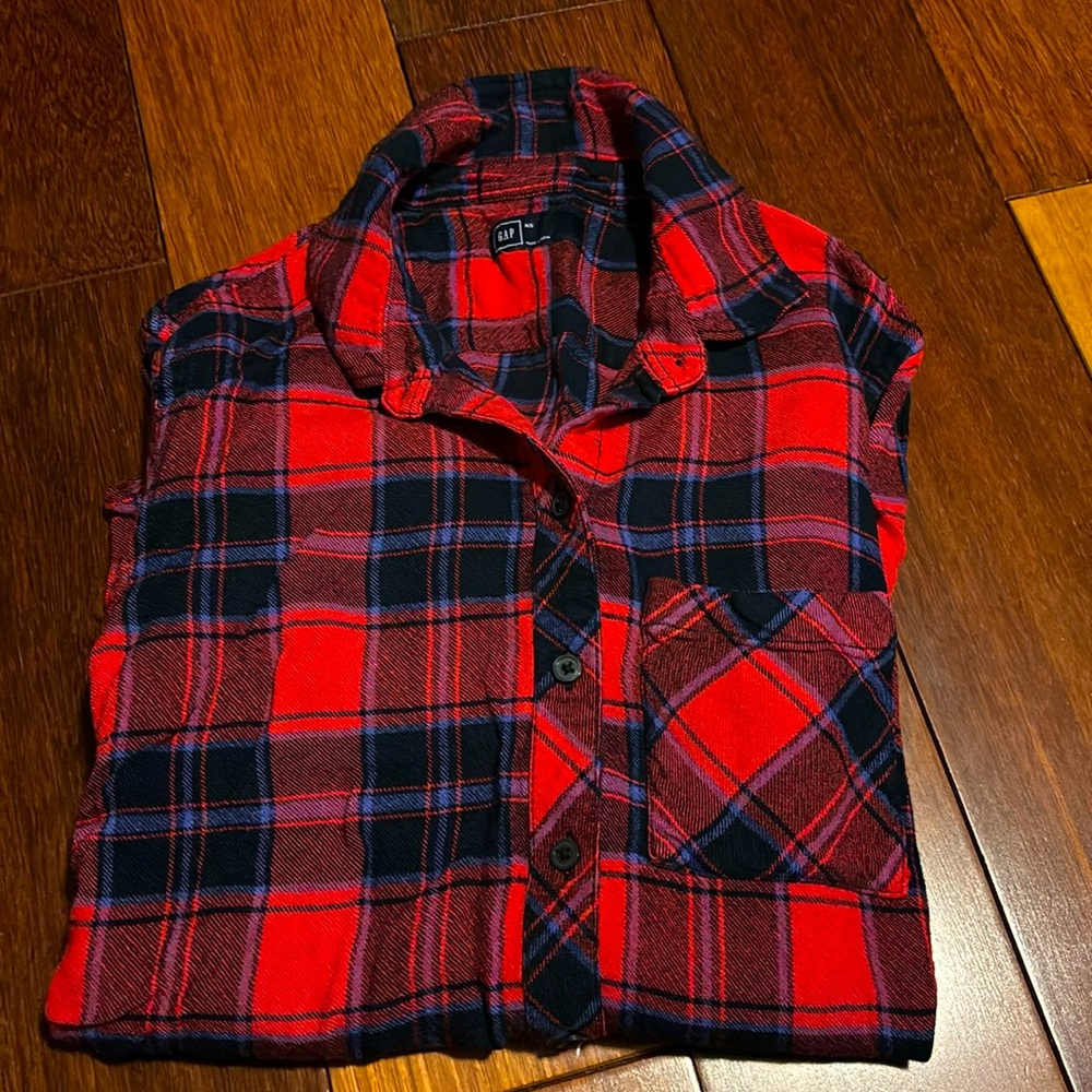 GAP flannel shirt - Size XS